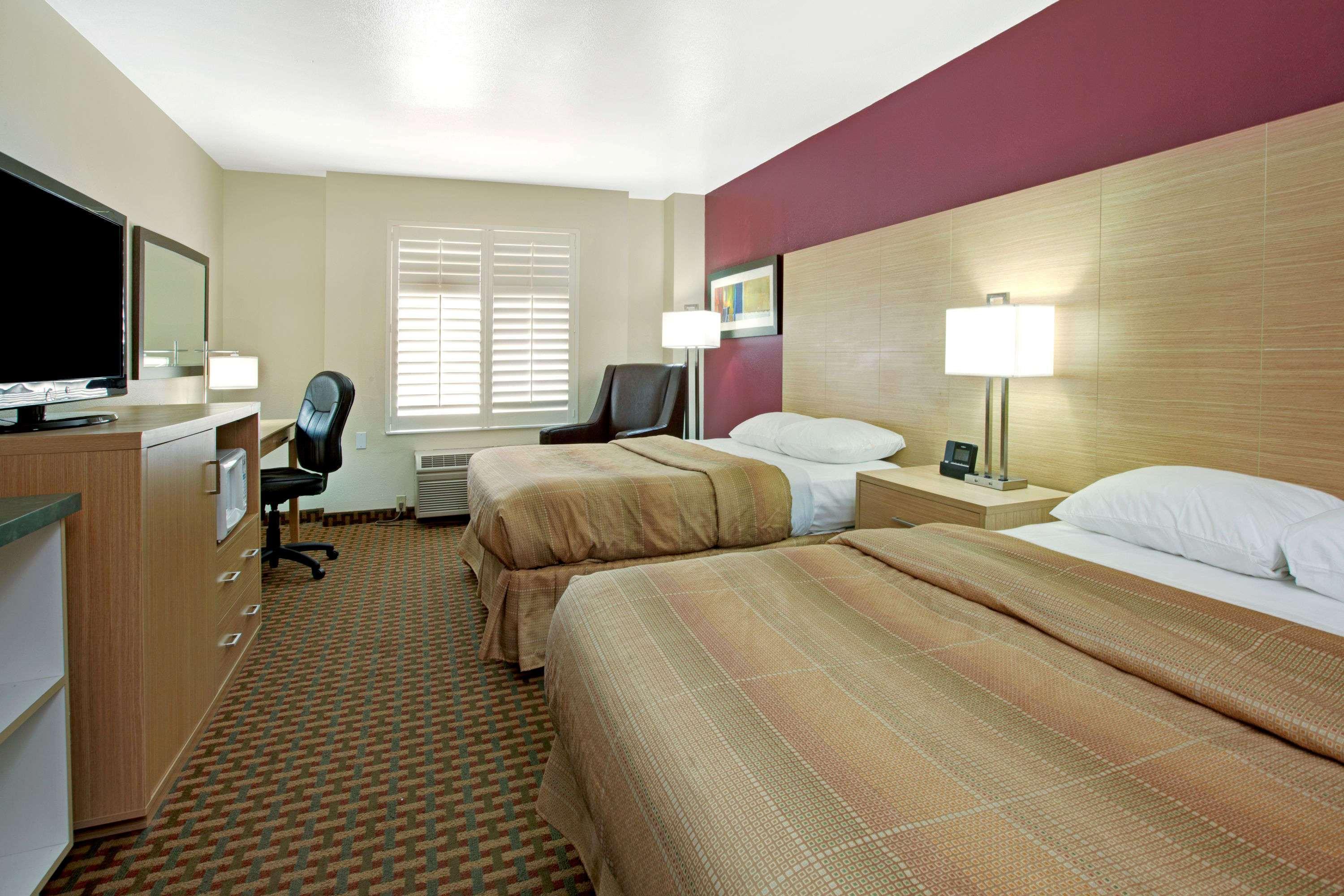 Ramada Limited And Suites San Francisco Airport Юг Сан Франциско Экстерьер фото
